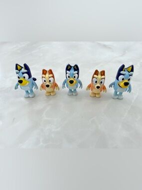 Bluey & Bingo Poseable Figures Set of 5 Blue Red Australian Heeler Dogs